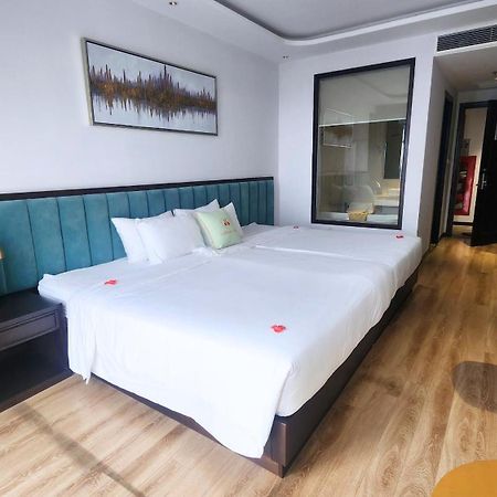Cordial Grand Hotel Da Nang Beach - Infinity Rooftop Pool ภายนอก รูปภาพ