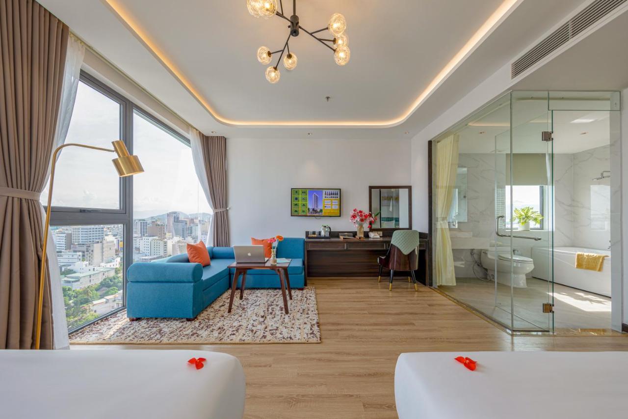 Cordial Grand Hotel Da Nang Beach - Infinity Rooftop Pool ภายนอก รูปภาพ