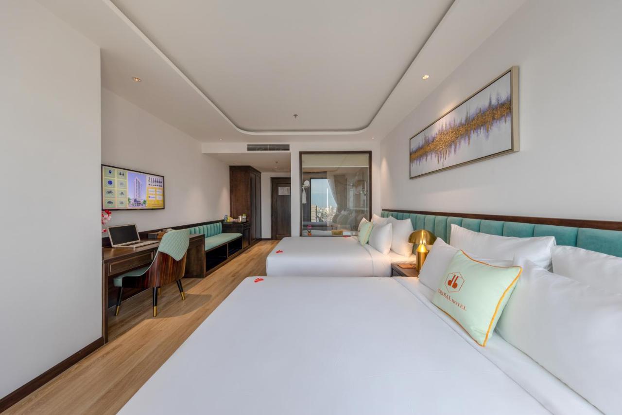 Cordial Grand Hotel Da Nang Beach - Infinity Rooftop Pool ภายนอก รูปภาพ