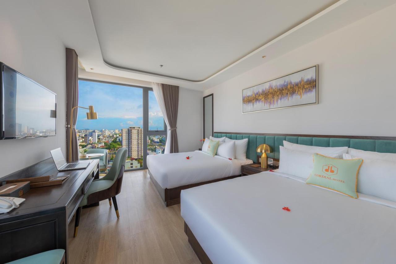 Cordial Grand Hotel Da Nang Beach - Infinity Rooftop Pool ภายนอก รูปภาพ