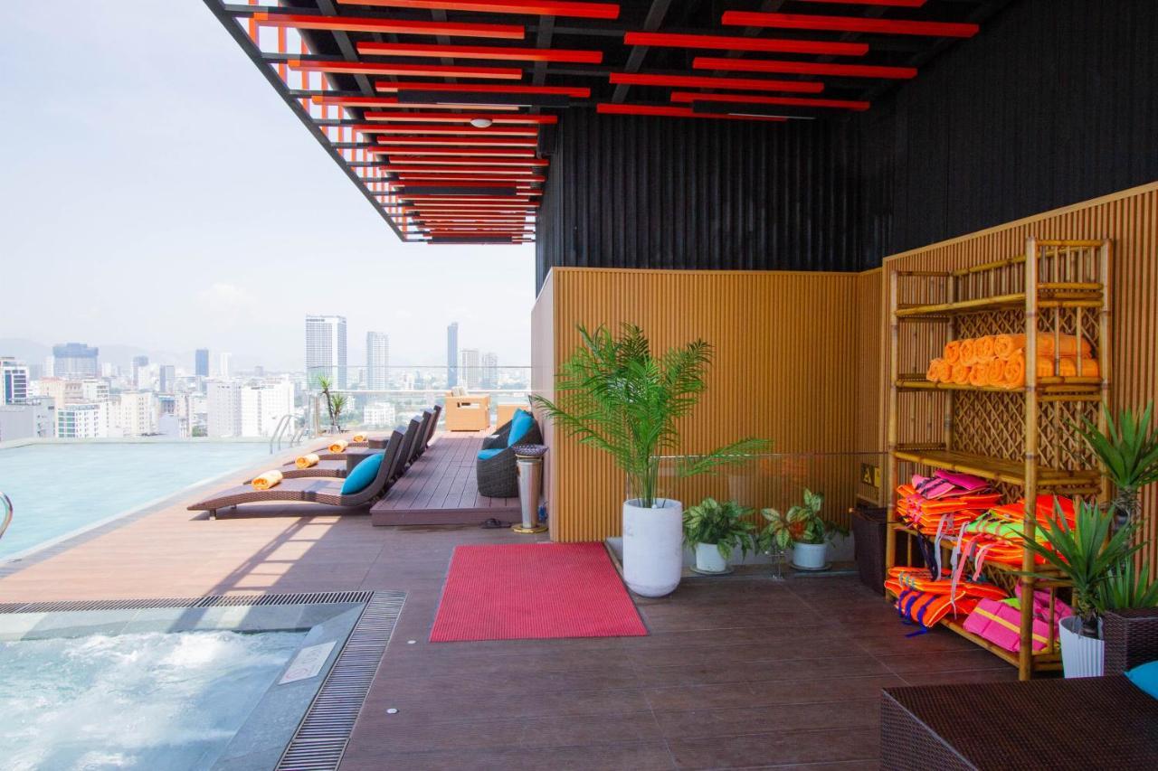 Cordial Grand Hotel Da Nang Beach - Infinity Rooftop Pool ภายนอก รูปภาพ